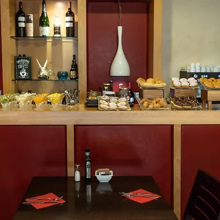 Alta Garrotxa Hotel 2*