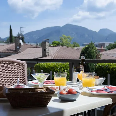 Alta Garrotxa Hotel Tortellá