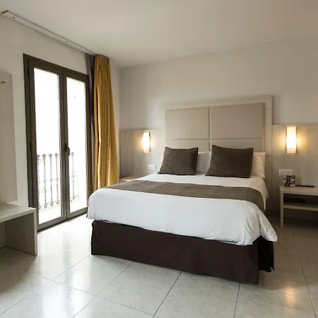 Alta Garrotxa Hotel Tortella